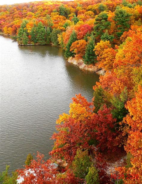 https://flic.kr/p/4iX9uR | Starved Rock: Fall colors at its best | view from the rock. # ...