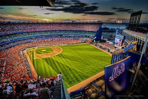 right_field_sunset-shea_stadium-new_york_mets-usa-greg_goodman-adventuresofagoodman-1-min » Greg ...