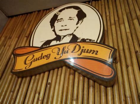 GUDEG YU DJUM, Yogyakarta Region - Restaurant Reviews, Photos & Phone ...