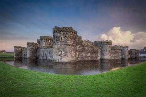 The Ghosts of Beaumaris Castle | Haunted Rooms®