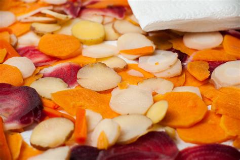 How to Make Crisp Dehydrated Vegetable Chips | Vegetable chips, How to make crisps, Parsnip recipes