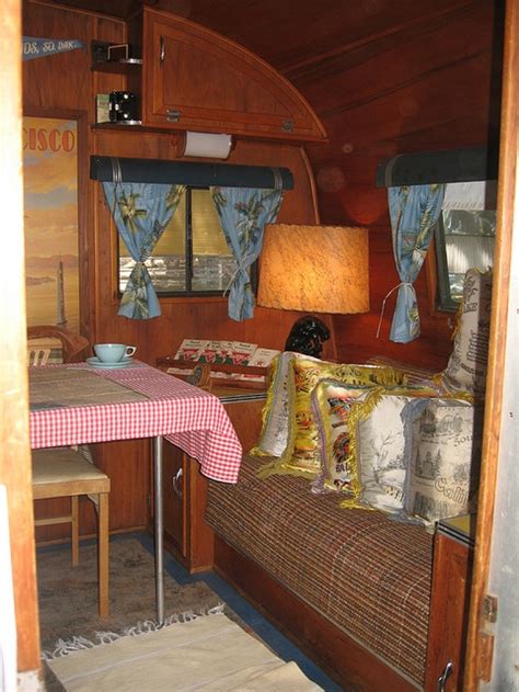 Vintage trailer interior | Vintage Living | Pinterest | Vintage ...