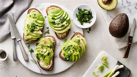 Avocado-Brot - Rezept | EDEKA