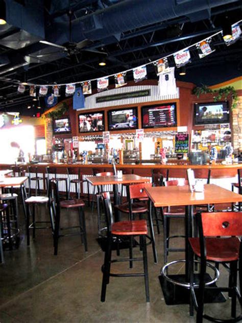 Boston's Restaurant & Sports Bar, Layton - Restaurant Reviews, Photos & Phone Number - TripAdvisor