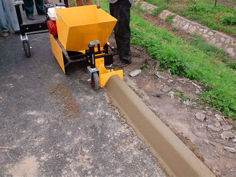 Small Landscape Road Kerb Curb Slipform Machine - China curb machine ...