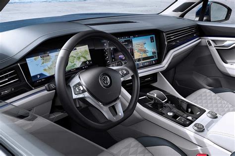 Volkswagen Touareg Interior 2019 (1) | AUTOBICS