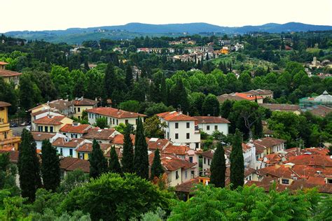 How to see the panorama of the city from the Boboli Gardens in Florence