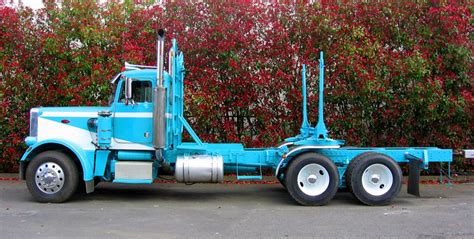 Blue Logging Truck - Pacific Truck Colors