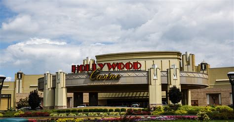 Hollywood Casino approved for sports betting