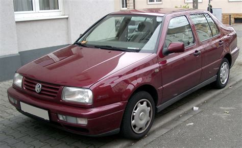 Archivo:VW Vento front 20080320.jpg - Wikipedia, la enciclopedia libre