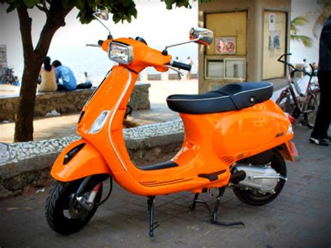 Vespa S 125 Review: A Scooter Lovers Delight - DriveSpark Reviews