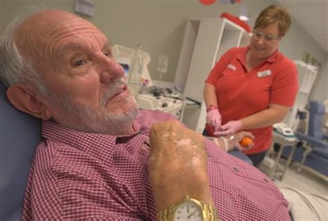 Meet the man who has donated blood every week for 60 years! - DNB ...