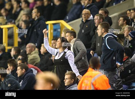 Millwall fans hi-res stock photography and images - Alamy