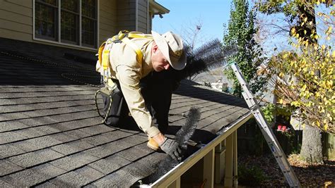 Choosing a Professional Gutter Cleaning Service in Atlanta