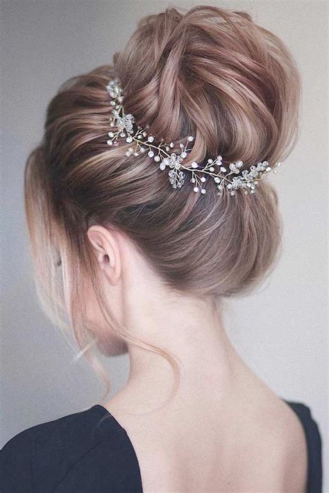 20 Fancy Prom Hairstyles for Long Hair