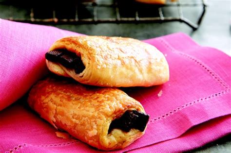 Pains au chocolat recipe | Eat Your Books