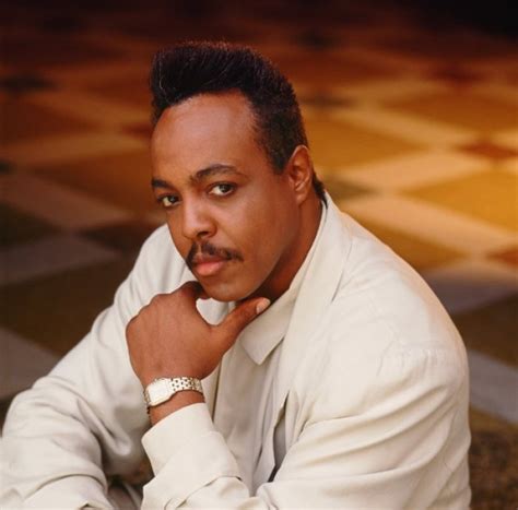 4/23/15 O&A Throwback Thursday: Peabo Bryson- Can You Stand The Rain – Out & About NYC Magazine