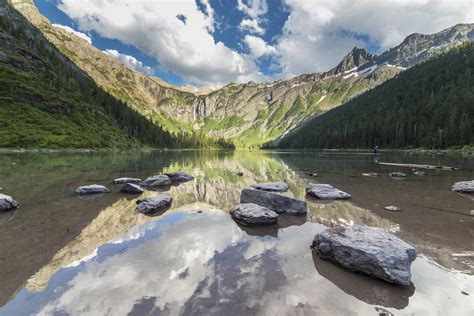 20 of the Most Beautiful Lakes in Montana to Go