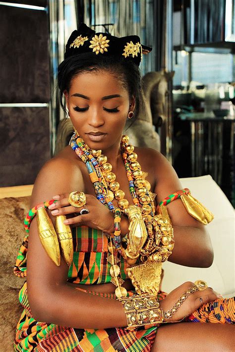 This how extra I wanna be for my traditional engagement #ghana #beautiful | African fashion ...