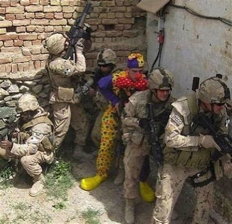 Seal Team 6 preparing to kill Osama bin Laden (May 2, 2011) : r/fakehistoryporn