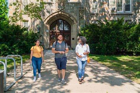 Lehman College News - 2023 - Over 600 Students Return to Lehman Thanks to CUNY Reconnect Program