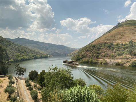 Why a Douro River cruise may be the perfect friends group getaway - The Points Guy