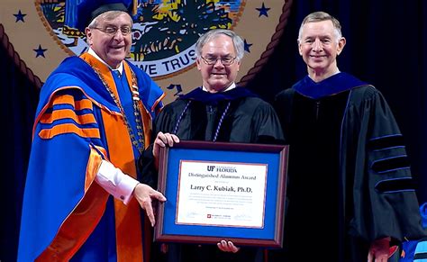 Larry Kubiak Named UF Distinguished Alumnus – Alumni & Giving