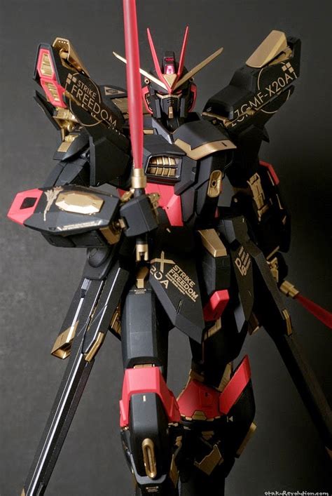 Gundam Family: PG 1/60 ZGMF-X20A Strike Freedom Gundam Custom Color ...