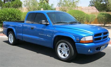 2000 Dodge Dakota R/T By Dave Hoshaw