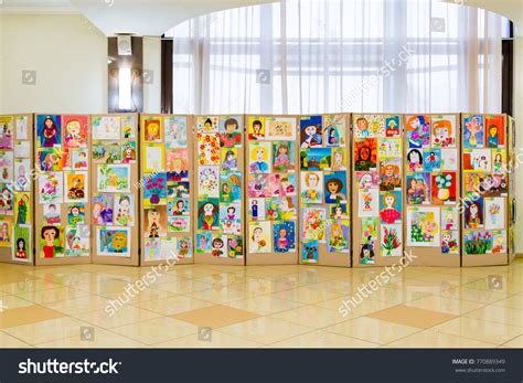 4,330 Kids Art Exhibition Stock Photos, Images & Photography | Shutterstock