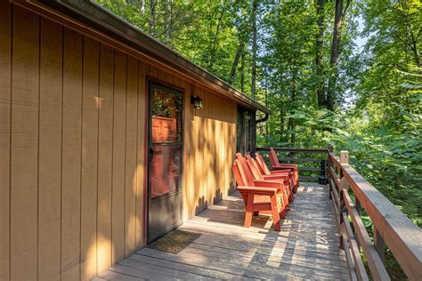 Sleepy Hollow :: Mountain Time Cabin Rentals