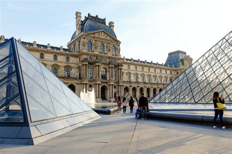 Louvre Museum, Paris, France · Free Stock Photo