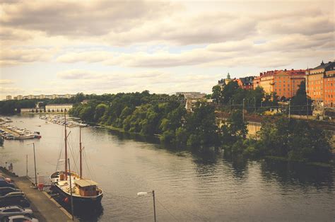 Cloudy Harbor · Free Stock Photo