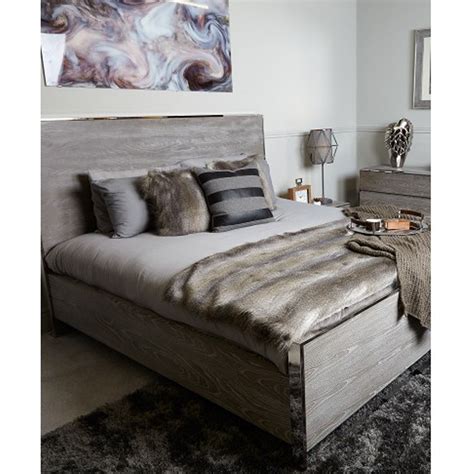 Modern King Size Bedroom Sets / 15 Stunning King Size Beds Bedroomm Platform Bedroom Sets Modern ...