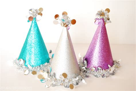 DIY Party Hats - A Pumpkin And A Princess