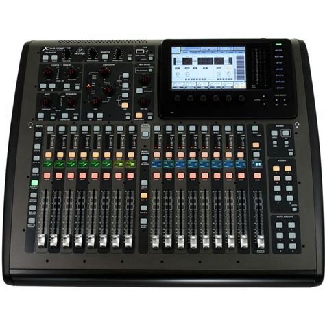 Behringer X32 Compact – Thomann United States