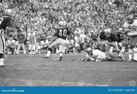 Pete Banaszak, Oakland Raiders Editorial Image - Image of raiders, delong: 119258105