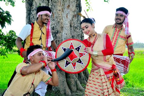 Bihu-dance-festivals-in-india - The Best of Indian Pop Culture & What’s ...