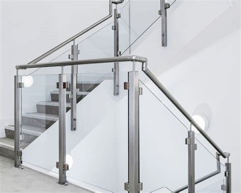 Stainless Steel Glass Railing Systems - Glass Railing for Decks