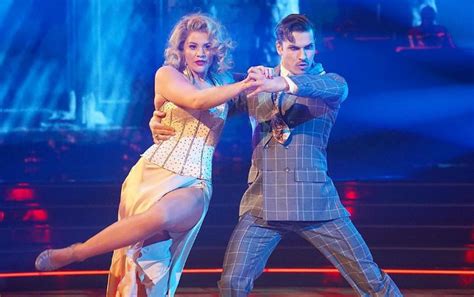 'DWTS' Recap: Find Out the Shocking Elimination in Halloween Night