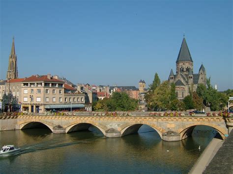 TOP WORLD TRAVEL DESTINATIONS: Metz, France