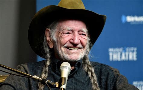 Willie Nelson had to cut a concert short due to ill health - NME