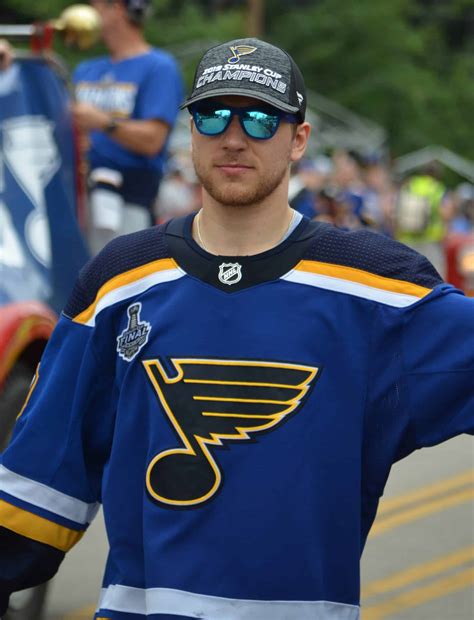 Brayden Schenn Height, Age, Body Measurements, Wiki | CELEBRITIES BODY SIZE