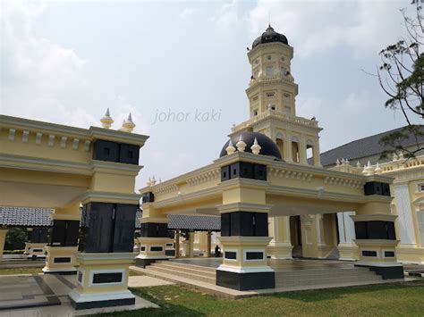 Sultan Abu Bakar State Mosque. Masjid Negeri Sultan Abu Bakar |Tony Johor Kaki Travels for Food ...