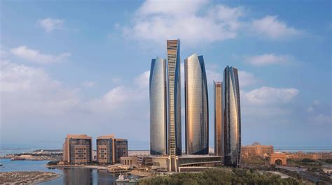 Etihad Towers | Landmarks | Experience Abu Dhabi