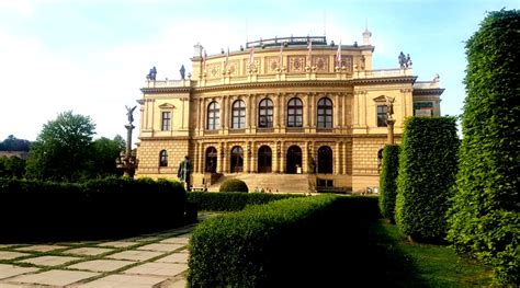 Czech Republic Prague University - logwitt