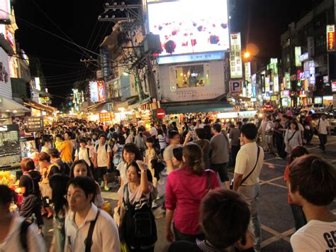 A Day in the Life: Shilin Night Market