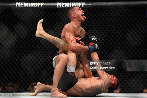 Anthony Pettis reacts as he has Tony Ferguson down on the mat in... News Photo - Getty Images