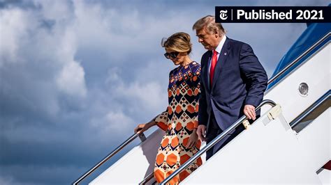 Trump Arrives in Palm Beach to Begin Life as a Private Citizen - The New York Times