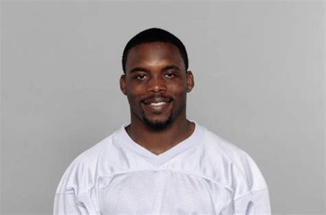 Former NFL QB Marcus Vick Runs From Police [VIDEO]